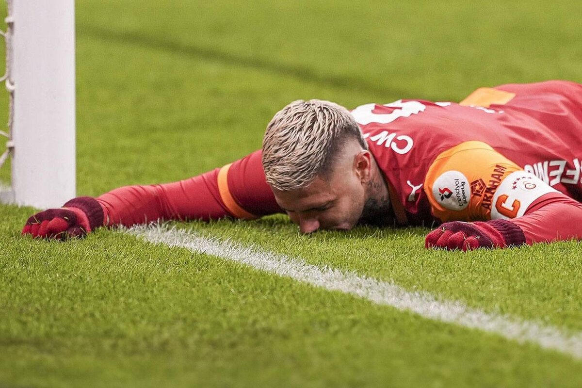 Mauro Icardi Galatasaray'a dönecek mi? Menajerinden son dakika açıklaması
