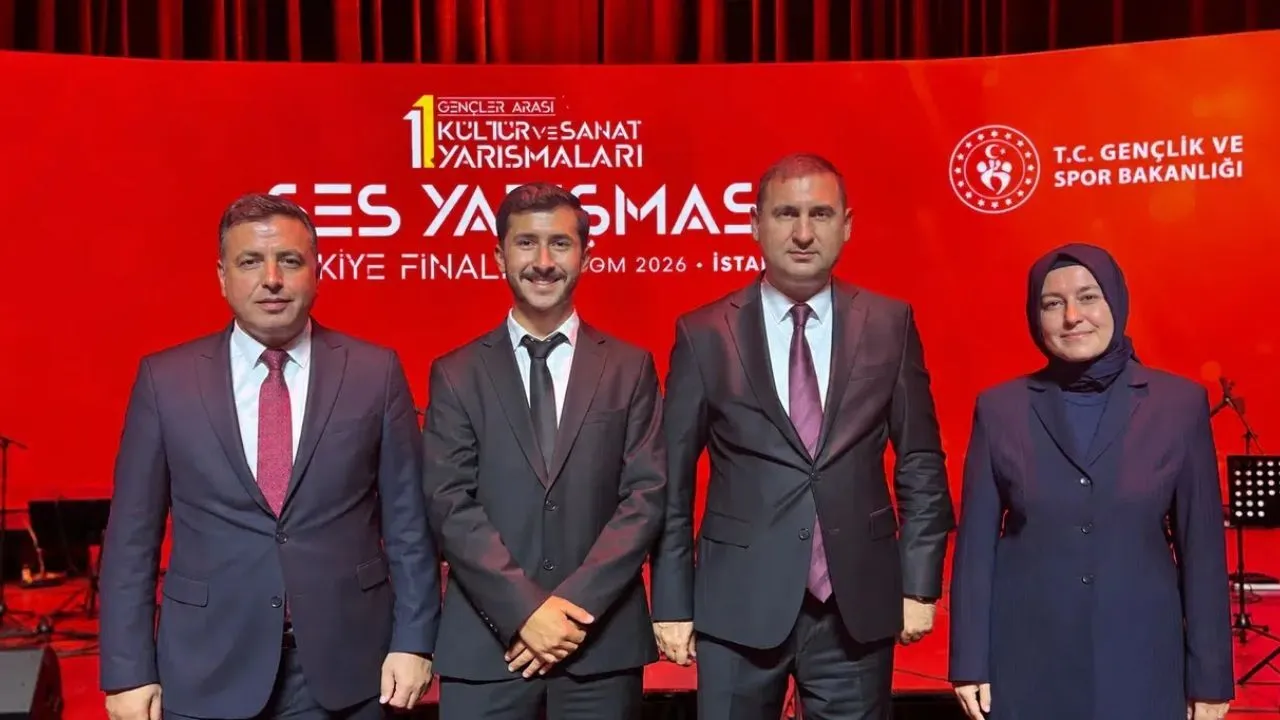 Kahramanmarasli Genc Ses Yarismasinda Turkiye Ikinciligi 1