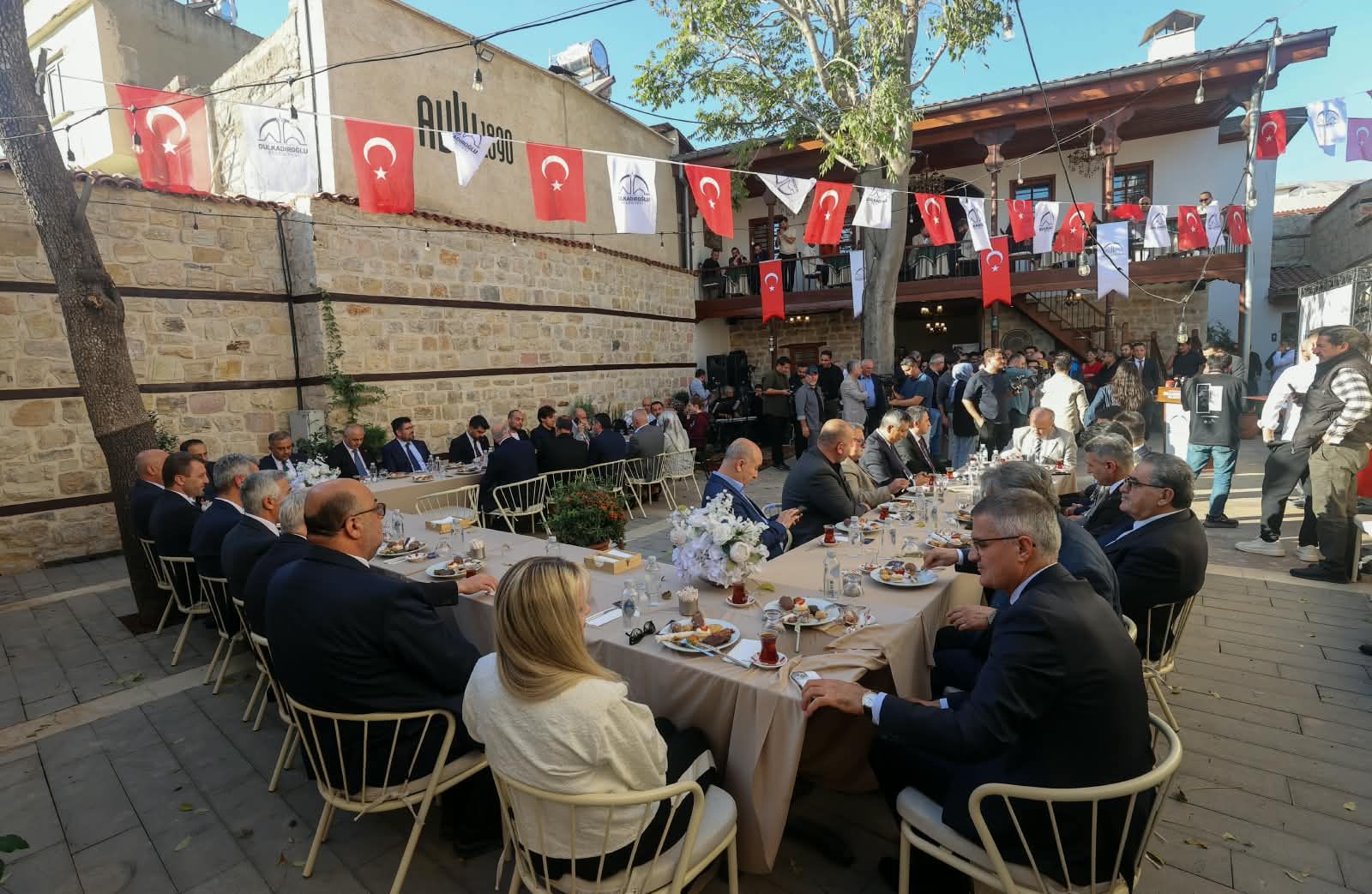 Kahramanmarasta Avlu1890 Acildi Dulkadirogluna Yeni Sanat Merkezi (2)
